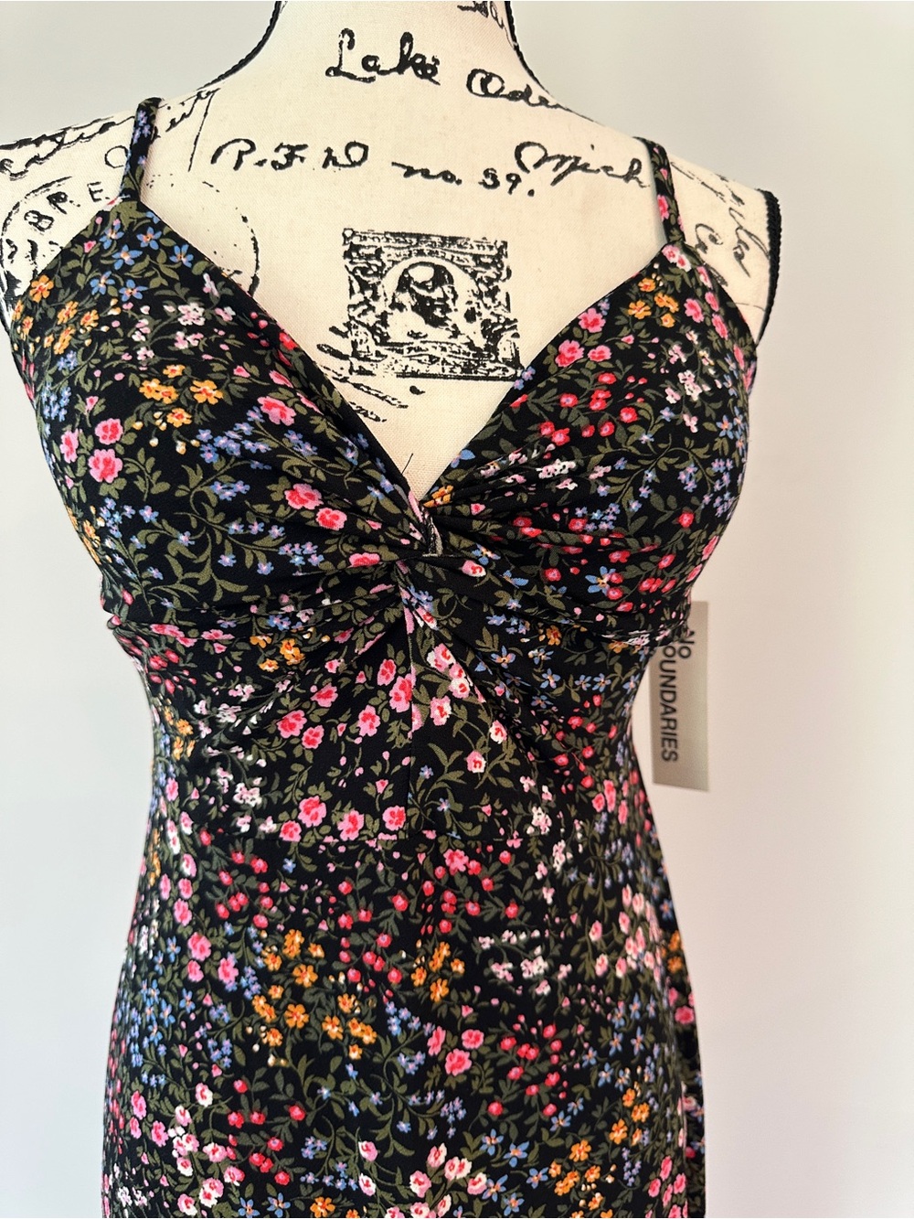 No Boundaries Black Floral Maxi Dress lightly padded cups size M - Picture 2 of 11